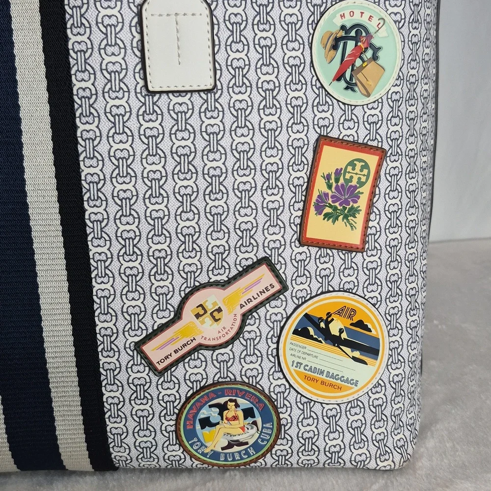 Tory Burch VACATION Patterned Tote Bag - Picture 11 of 17